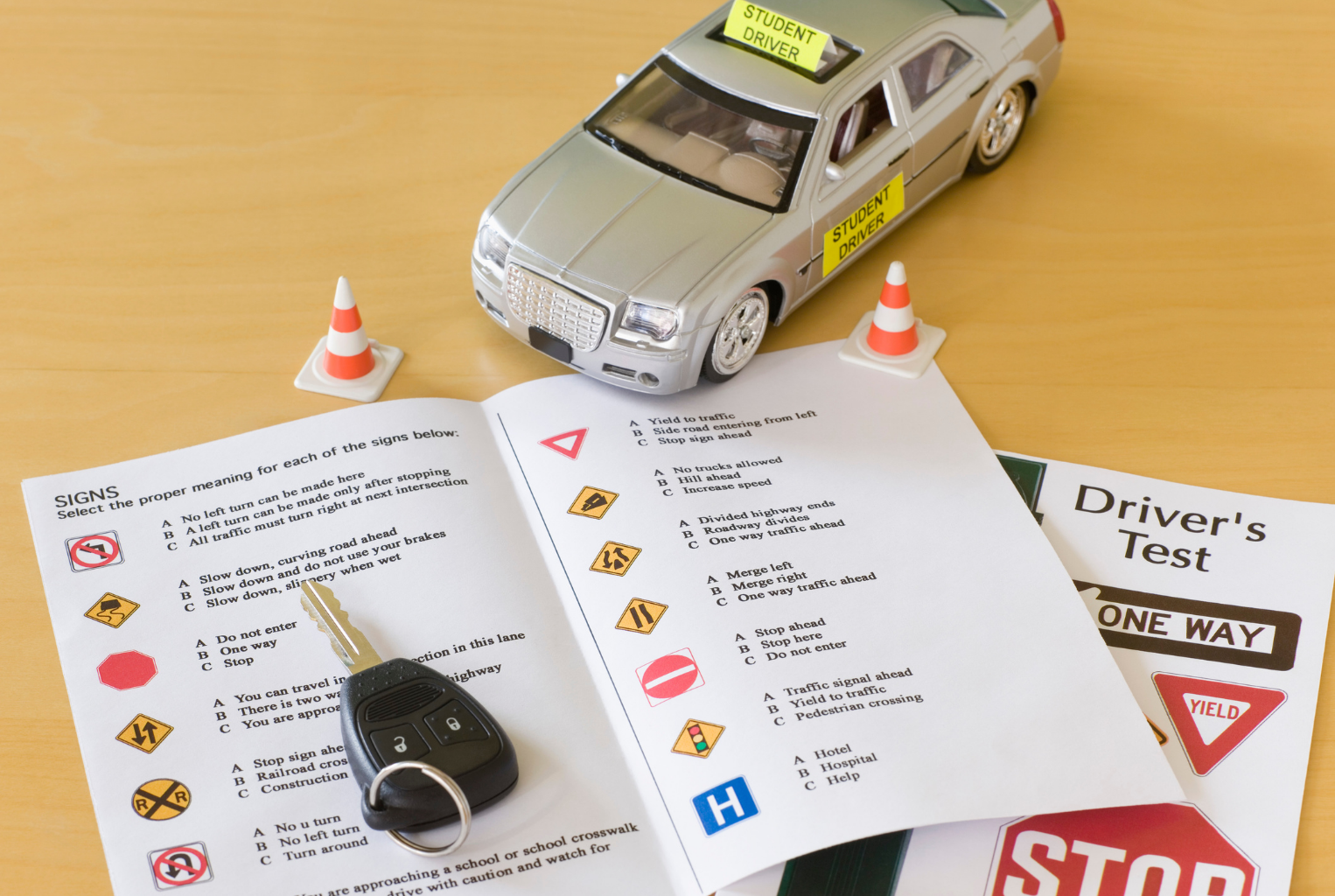 Contran muda regras da CNH: Aulas em autoescolas deixam de ser obrigatórias; veja o que muda em 2025